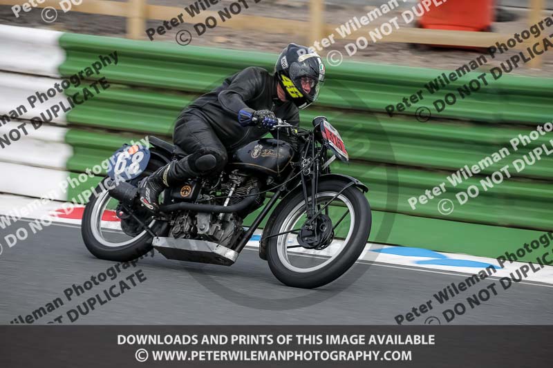 Vintage motorcycle club;eventdigitalimages;mallory park;mallory park trackday photographs;no limits trackdays;peter wileman photography;trackday digital images;trackday photos;vmcc festival 1000 bikes photographs